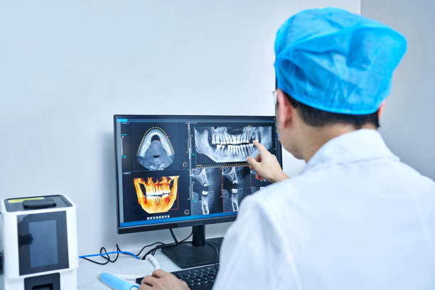 Best Holiday Emergency Dentist in Lowell, MA