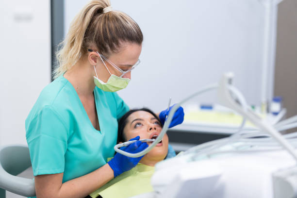 Best Broken or Cracked Tooth Emergency Dentist in Lowell, MA
